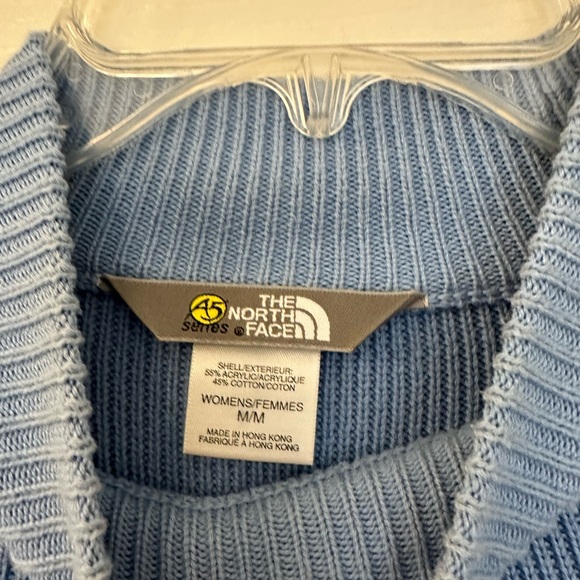 North Face Sweater size Medium - Picture 7 of 7